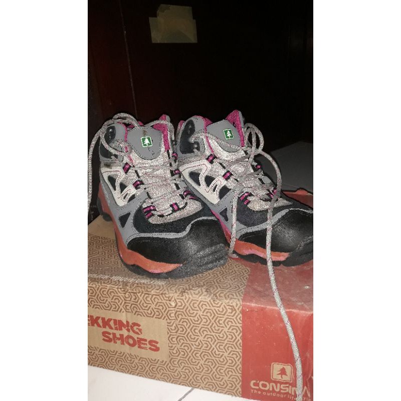Sepatu gunung consina alpine women series
