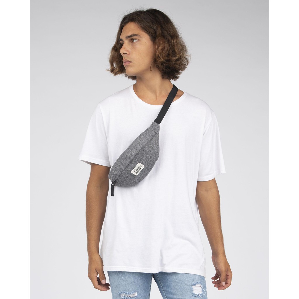 Tas kompek waistbag pria PUB Quiksilver light gray original