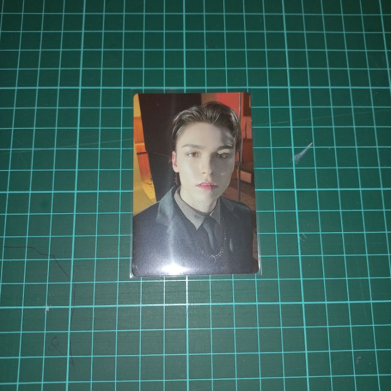 PC SEVENTEEN ATTACCA VERNON