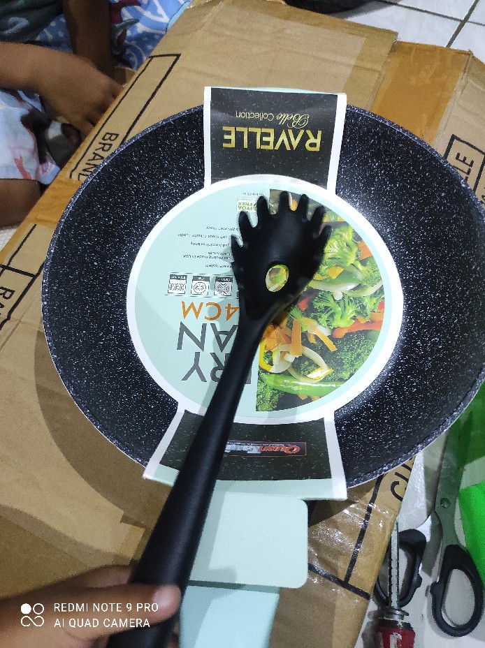 Penggorengan Fry Pan Tanpa Tutup - Korea Fry Pan - Anti Lengket - Ravelle Belle - Granite Titanium Usa