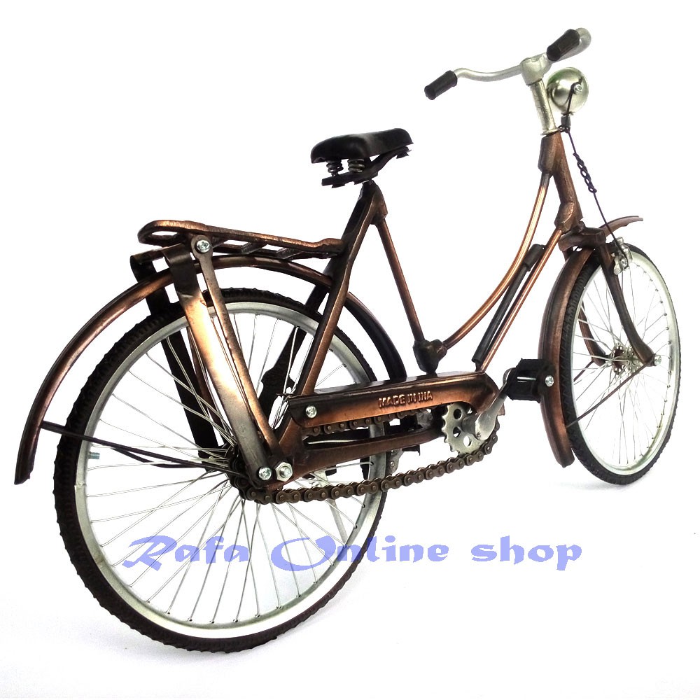 Miniatur Sepeda Ontel Perempuan / Sepeda Onthel Planthang 42x23x10 cm