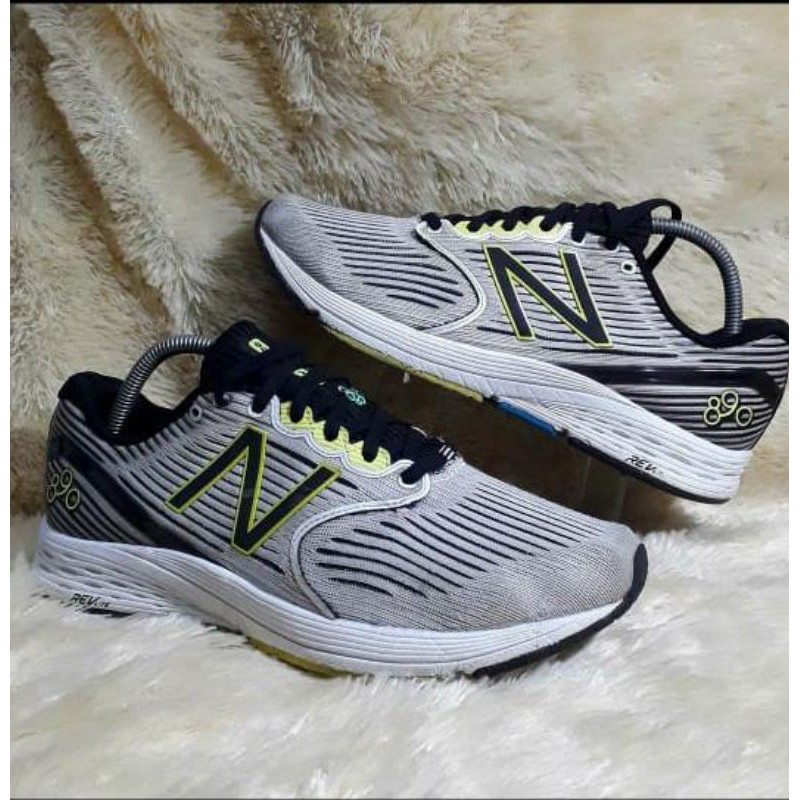 New balance 890