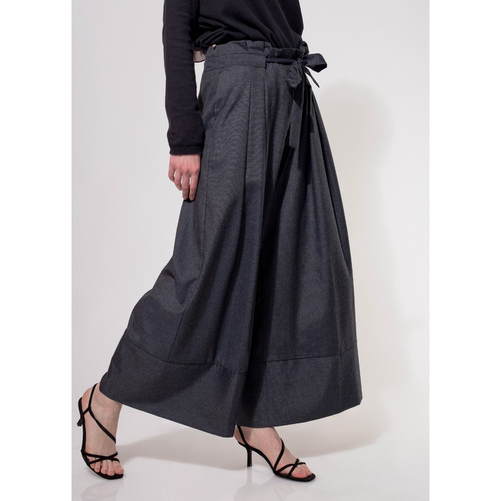 

Ezkara Pants Black