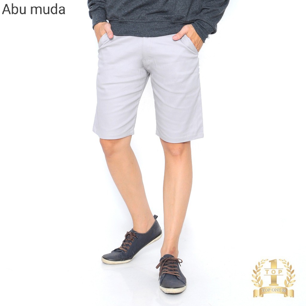 Topone88 Celana Pendek Pria Chino-Abu Muda