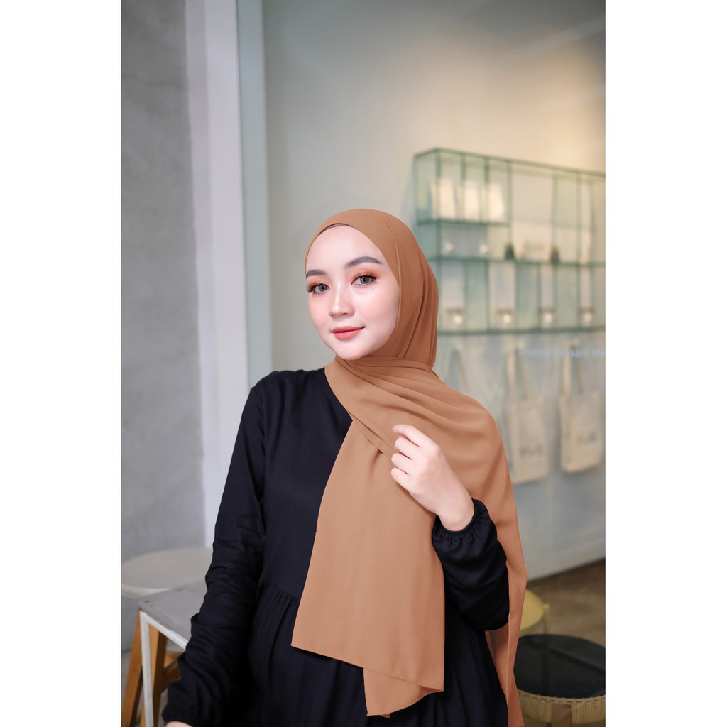 Vallina Outfit - Hijab Pashmina Shawl Cyra | Kerudung Pasmina Sabyan Ayla Premium-Coksu