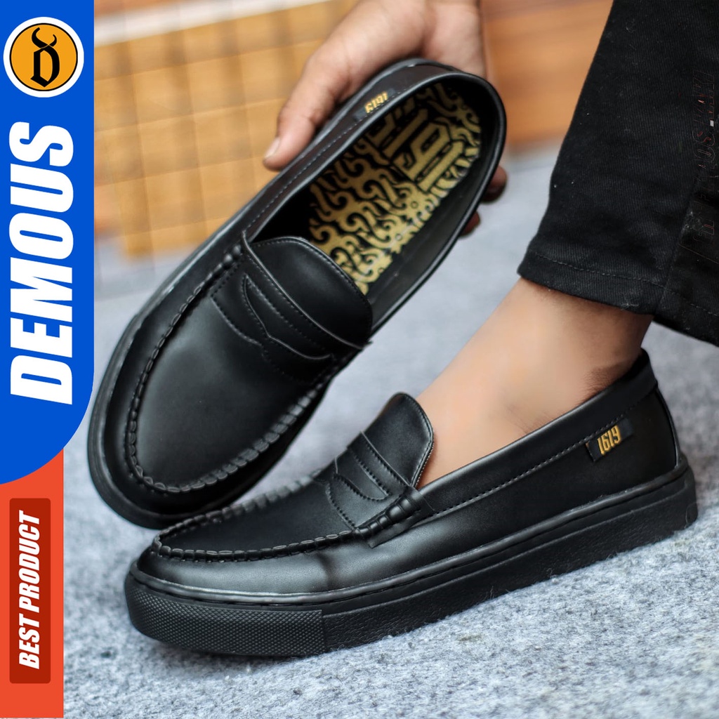 Sepatu Sneakers Pria Sepatu Casual Pria Kulit Pu Sepatu Kerja Kuliah Kondangan Sepatu Hitam Pria DEMOUS TRAVIS