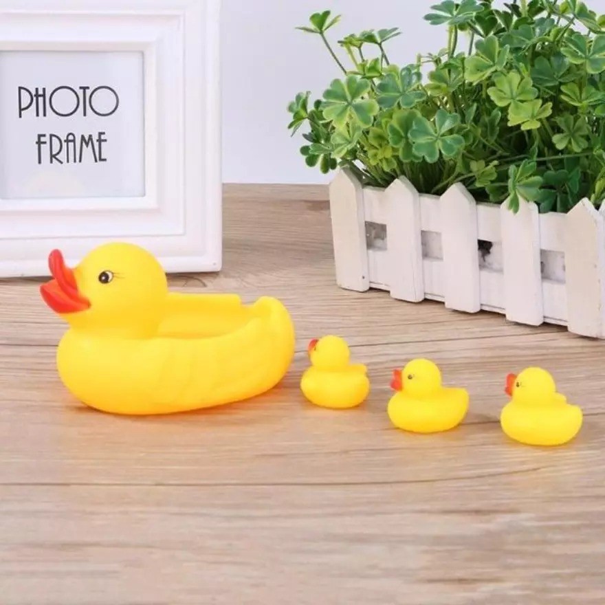 RUBBER DUCKY MAINAN MANDI BEBEK KARET BATH TOYS