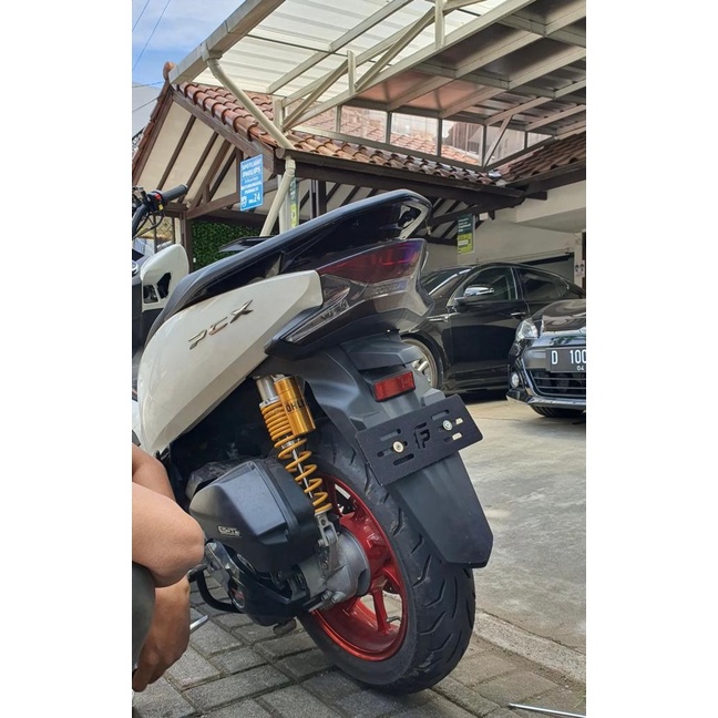 Frameless  License Plate Dudukan Plate Plat Nomor Motor Kendaraan Tanpa Bor 1 set