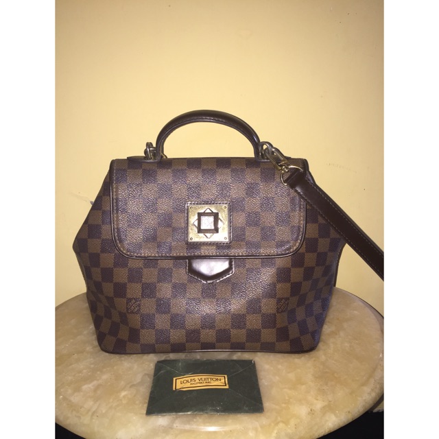 LV mirror qty /preloved LV