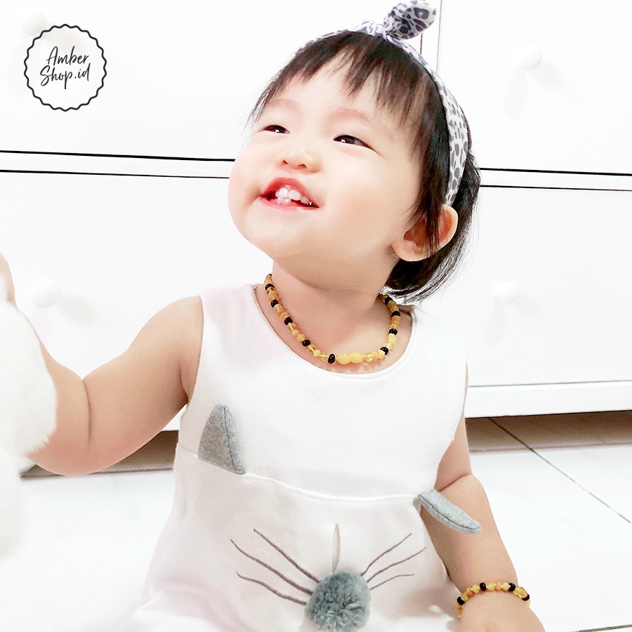 Kalung dan Gelang Amber tumbuh gigi bayi AS90 - Amber Shop