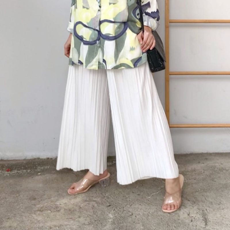 Kulot Plisket Yueshi