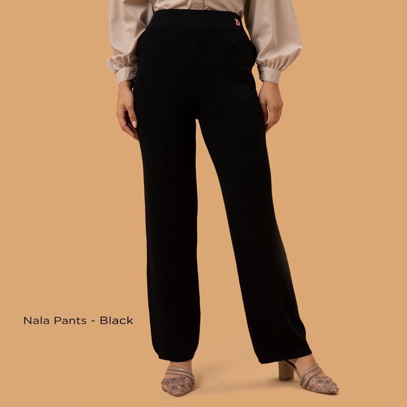 Pin tack thermo pants ナラパン ファッションアイテムを ladonna.co.jp