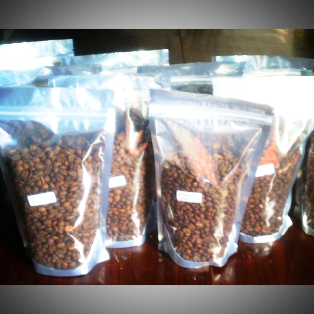 

Kopi Gayo Bourbon Arabika 250 gram || Roasted Bean/Bubuk