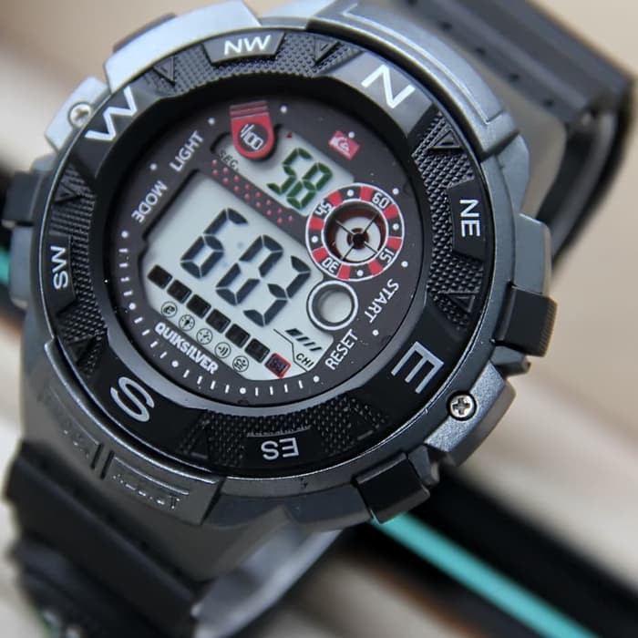 JAM TANGAN TERBARU DIGITAL QUIKSILVER COMPAS ABUABU MERAH