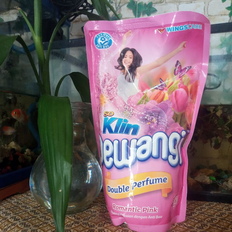 SOKLIN PEWANGI 800 ML