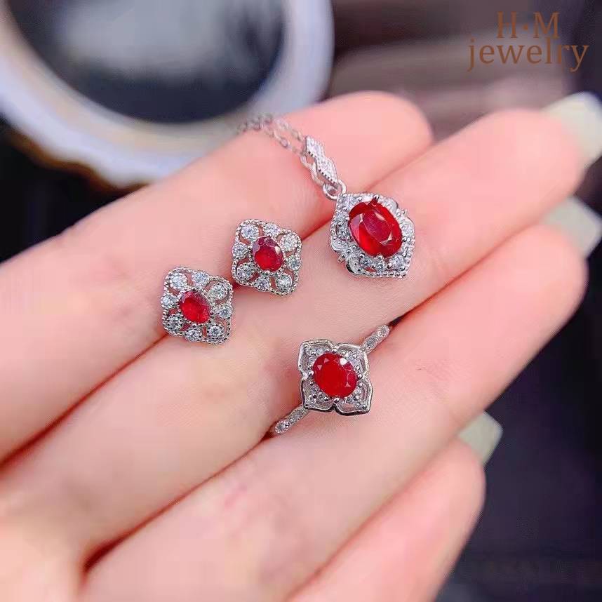 Set Kalung Anting Stud Dan Cincin Model Terbuka Bahan S925 Silver Desain Merpati Ruby Warna Ice Green