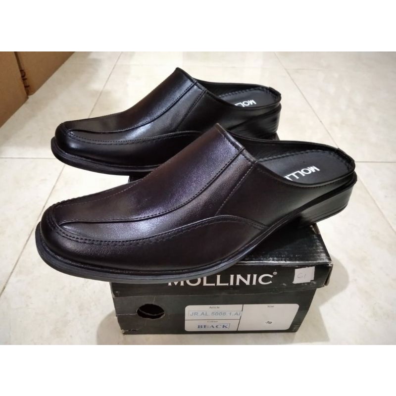 Size 39 MOLLINIC Bustong Pria