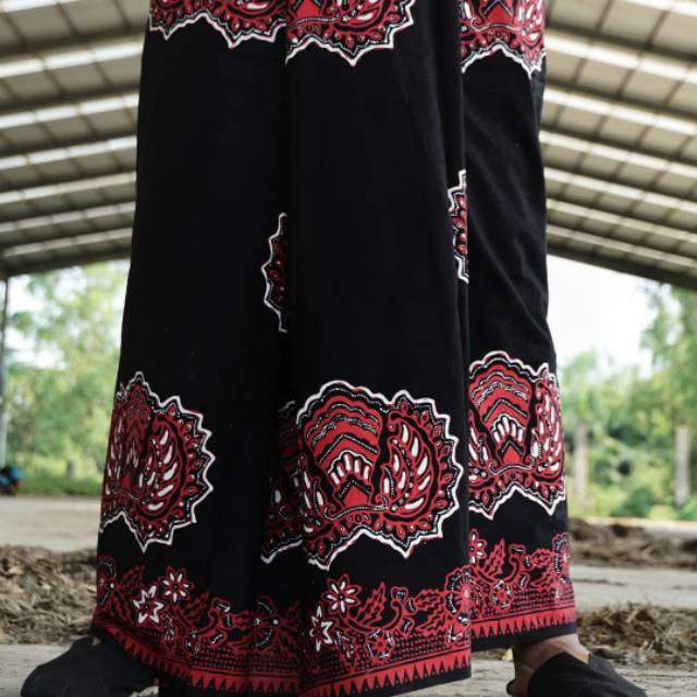 Sarung batik tulis solo