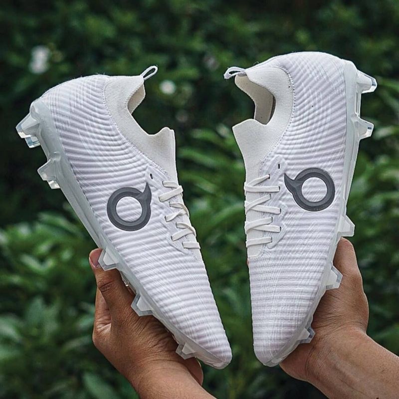 ORTUSEIGHT CATALYST QUIVER FG ALL WHITE