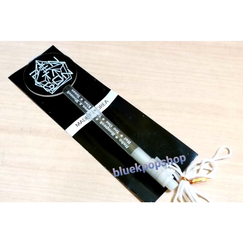 READY STOCK : Konser Merchandise Lightstick Acrylic Kpop PENTAGON - Logo