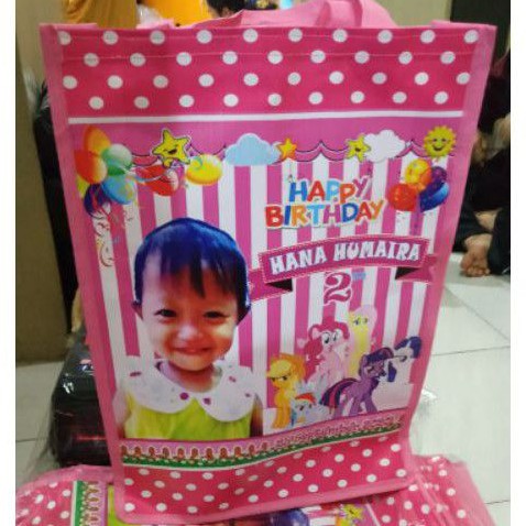 

Tas Ultah Model Slim Ukuran 27x25