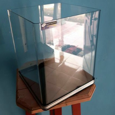 AQUARIUM AKRILIK SIZE 20X20X25 SOLITER MINI