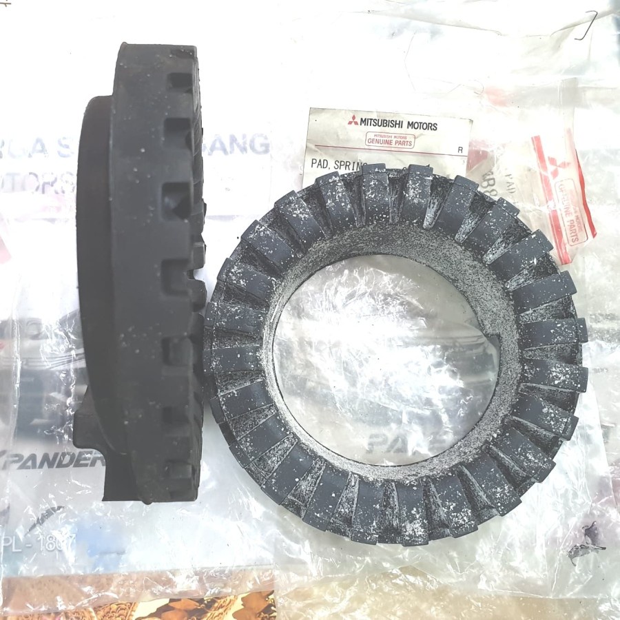 Karet Per Depan Pad Spring Asli Mitsubishi Galant V6 24 V6 VR