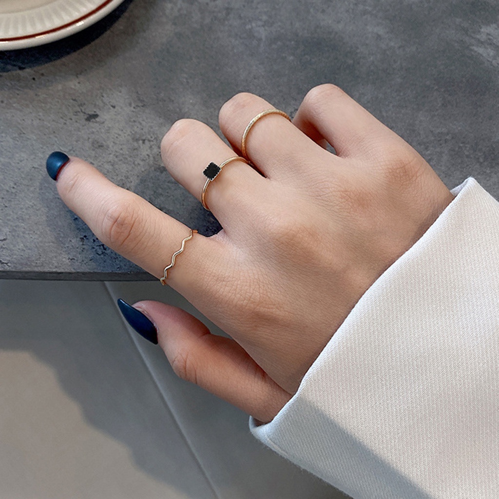 Hu Hu Hu Hu Hu Alat Bantu Pasang Kacamata♡ 5pcs / 3Pcs Cincin Ibu Jari Warna Glossy Tahan Lama Untuk Wanita