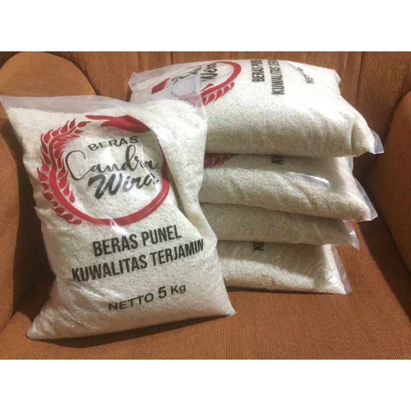 

Beras Putih Bersih Punel Enak - Beras Leran - Beras Zakat Fitrah 3kg