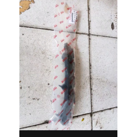 bracket bemper depan calya sigra ori 1pc