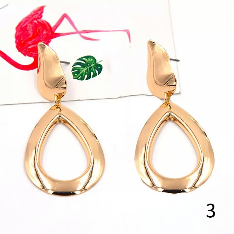 Anting Fashion Wanita Kekinian Korea Style Aneka Varian Ready Stock 302