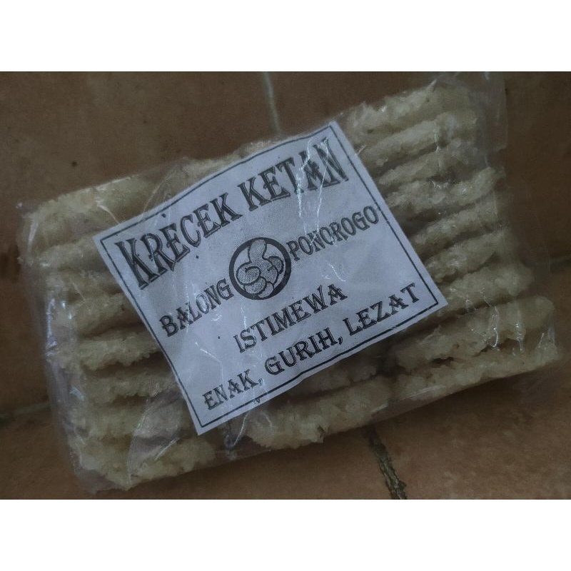 

Rangginang (krecek ketan)