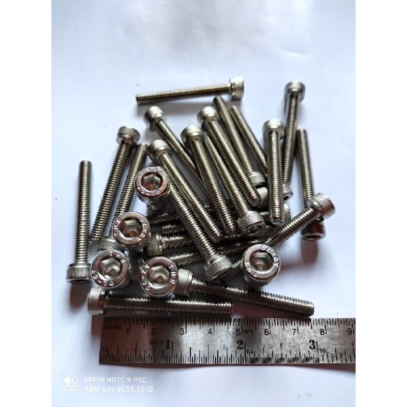 Baut L Stainles M8 x 45 atau Baut 12 Panjang 4.5cm