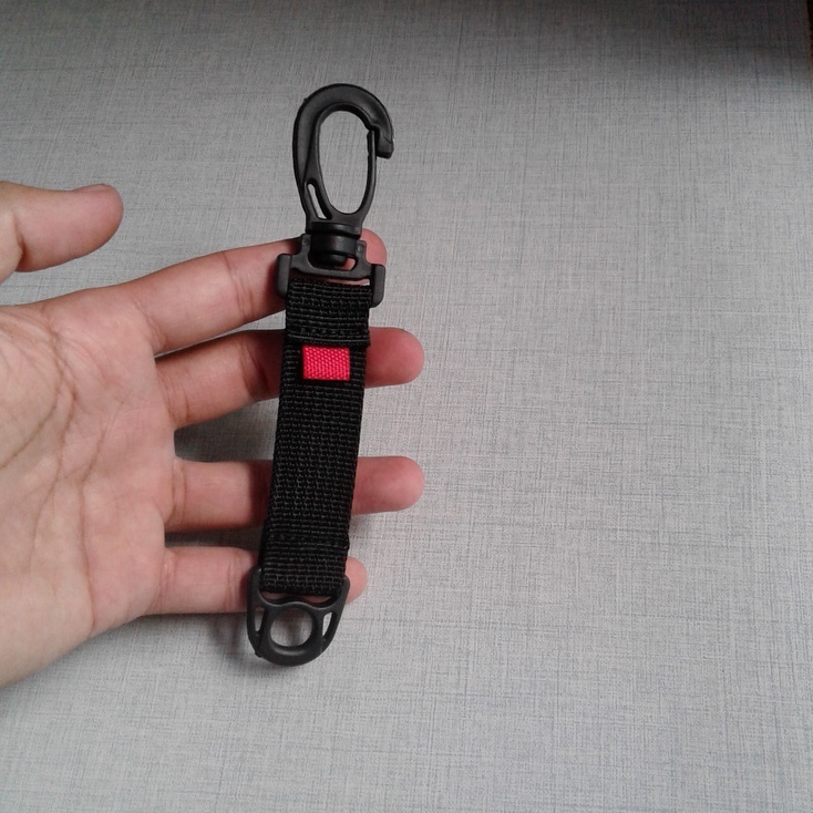 Gantungan Kunci Ganci Motor Outdoor Style-HITAM MERAH