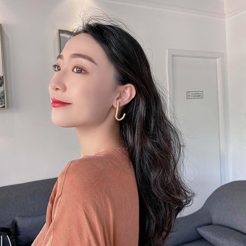 Anting Stud Bentuk Kotak Motif Tulisan Bahasa Inggris Warna Hijau Kuning Ungu Gaya Korea Untuk Wanita