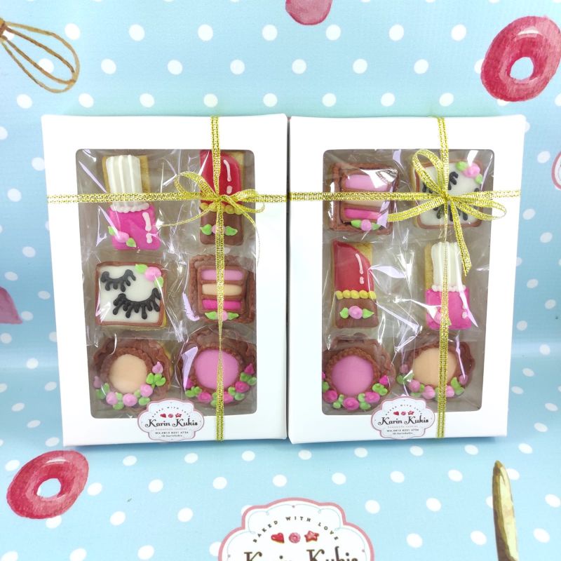 

HAMPERS, SOUVENIR KUKIS BOX 15x10cm TEMA MAKEUP