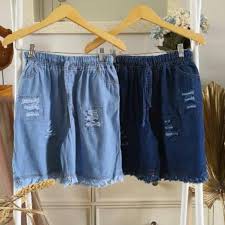 Celana Pendek Wanita HOT PANTS JEANS SOBEK RAWIS Standart dan JUMBO