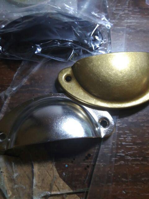 Handle Tarikan Laci Pintu Antik Warna Yellow Bronze