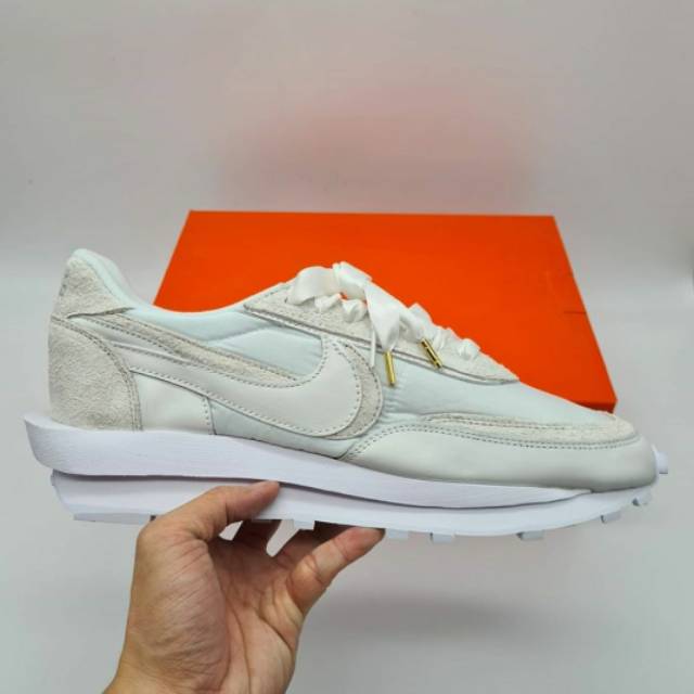 NIKE LD WAFFLE SACAI WHITE NYLON