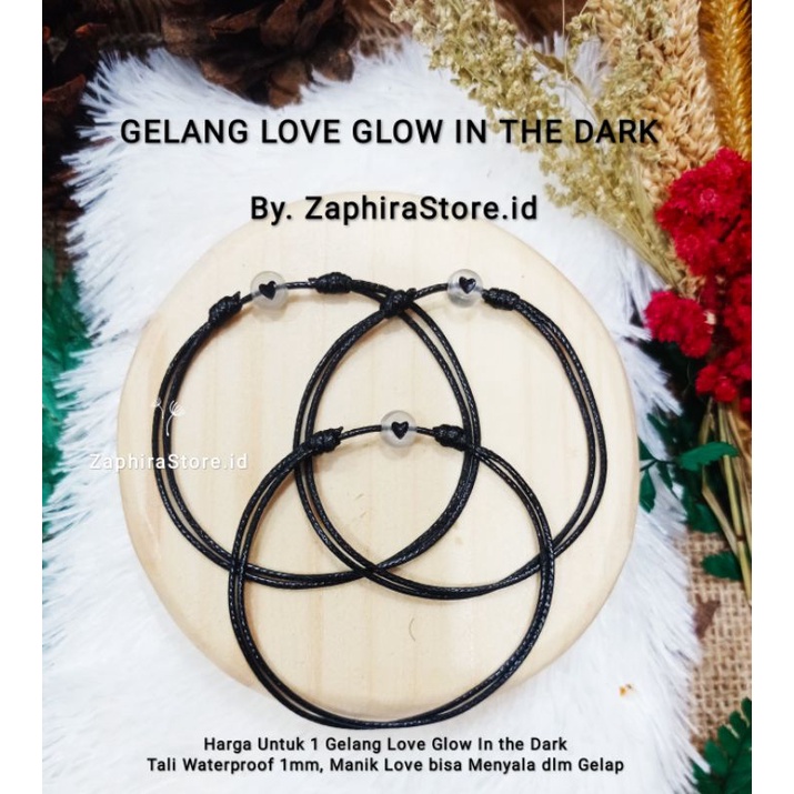 Zaphirastore | CINCIN &amp; GELANG BENTUK LOVE GLOW IN THE DARK