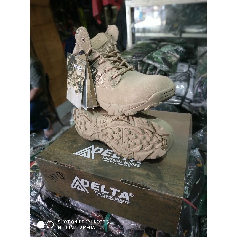 SEPATU DELTA PDL