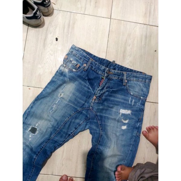 DSQUARED2 DSQUARED RIPPED JEANS BEKAS ORIGINAL PRELOVED PRIA