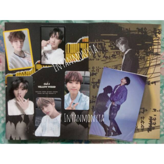 STRAY KIDS PHOTOCARD YELLOW WOOD Album: LIMITED Version