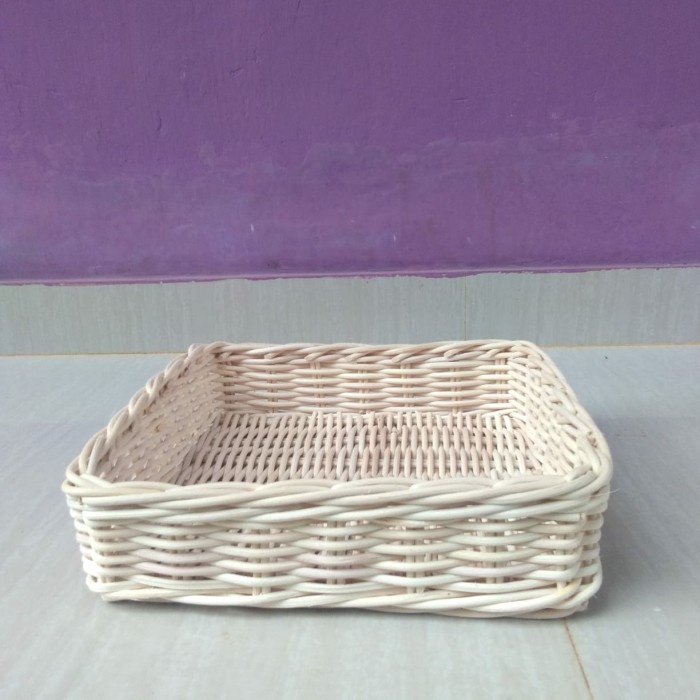 keranjang rotan kotak hampers parcel hantaran pernikahan murah ukuran 20 X 20 X 7 cm