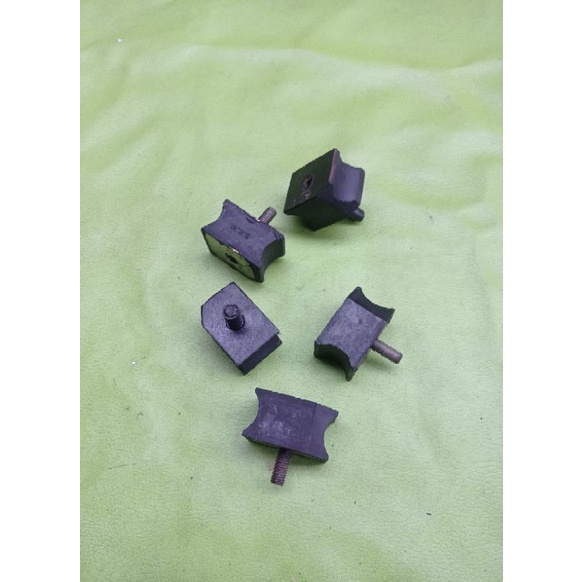 karet bantalan shockbreaker shok belakang vespa