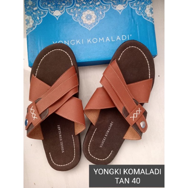 SANDAL COWOK YONGKI KOMALADI