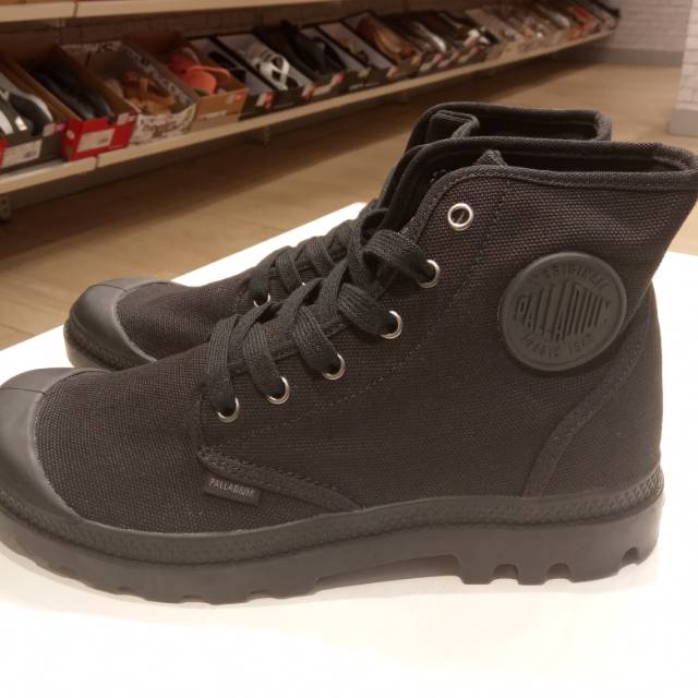 Palladium original shoes for man
