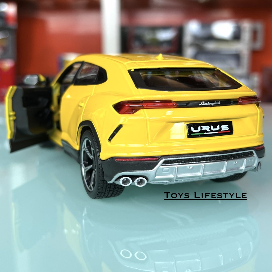 Maisto Diecast - Lamborghini Urus Skala 1:24 Special Edition