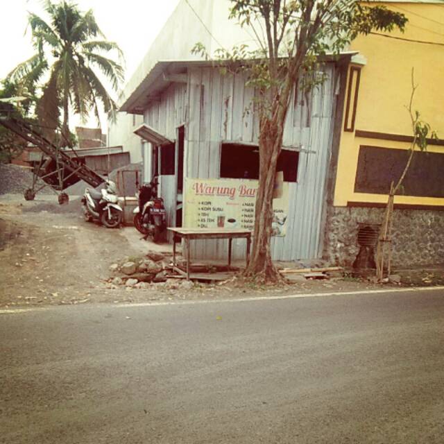 

Nasi pecel, kopi,nasi lodeh, es teh ,josua, mie rebus dll