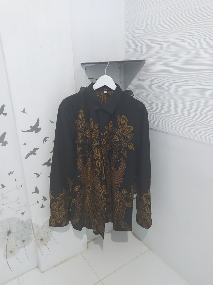 Kemeja Panjang Batik Arthur Arisha